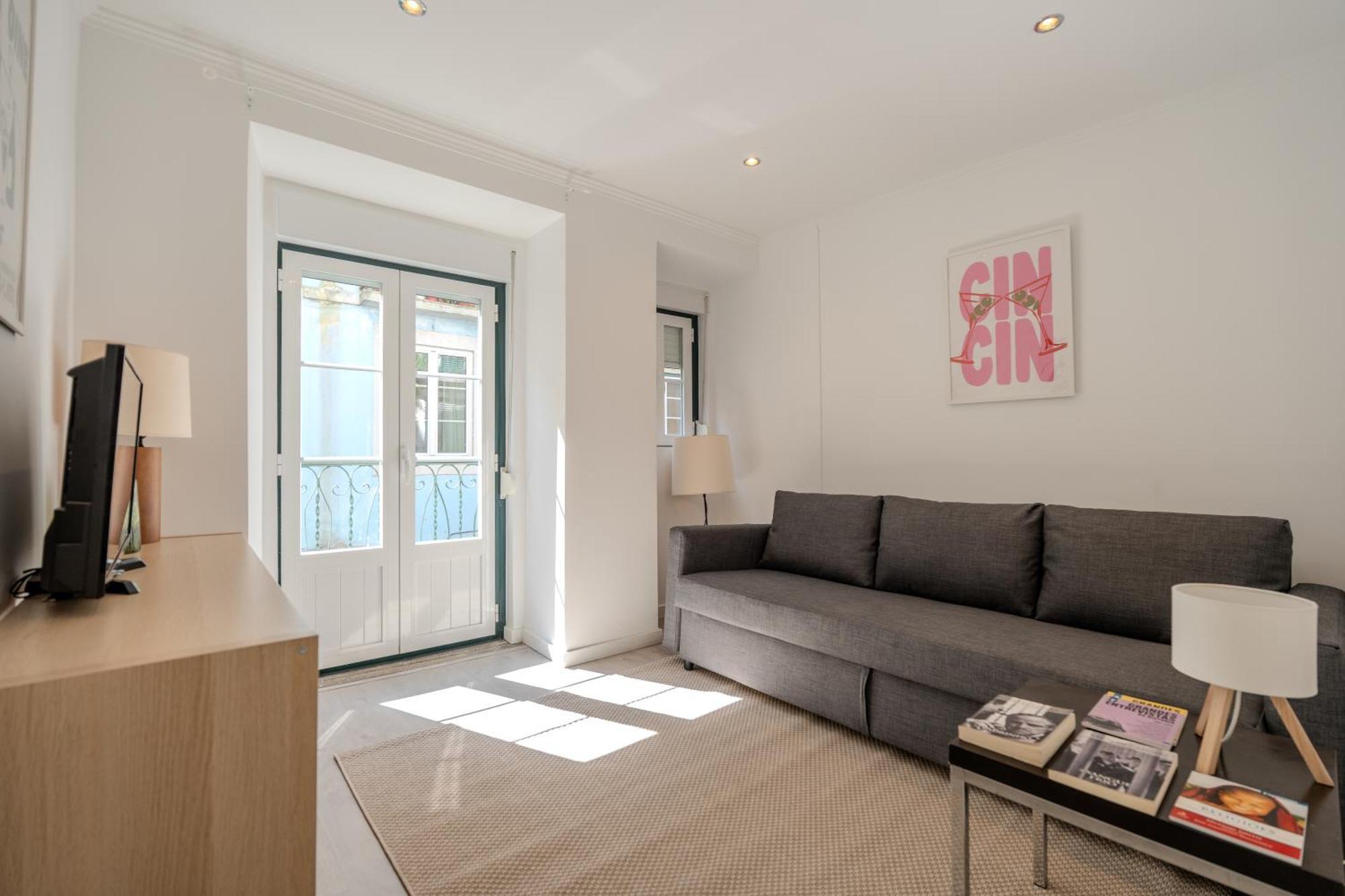Chiado Meets Bairro Apartment *
