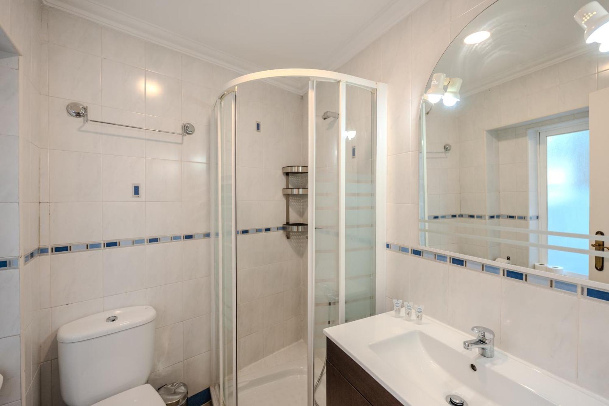 Chiado Meets Bairro Apartment